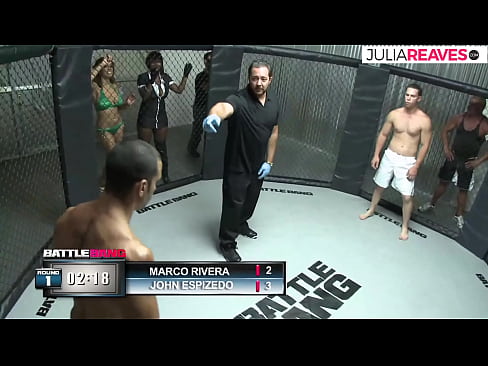 ❤️ Ultimate Fighter Ficks eng Nummer Meedchen direkt no engem Kampf am Ring Häre Porno bei eis ☑