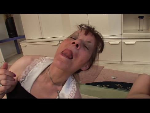 ❤️ Zwee Bomien an ee Grousspapp hunn en Dräier Häre Porno bei eis ☑